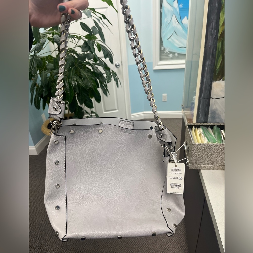 Urban expressions, vegan approved, gray pocketbook